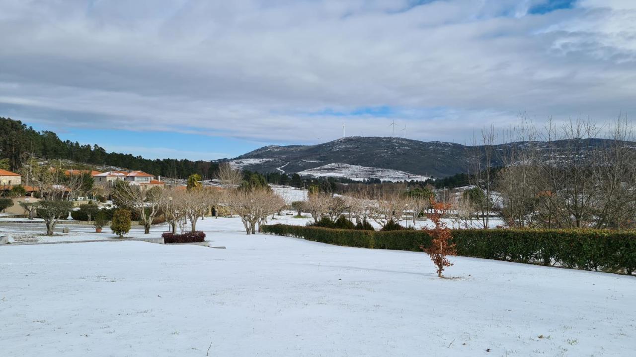 Quinta De Santo Estevao Hotel Rural 阿吉亚尔-达贝拉 外观 照片