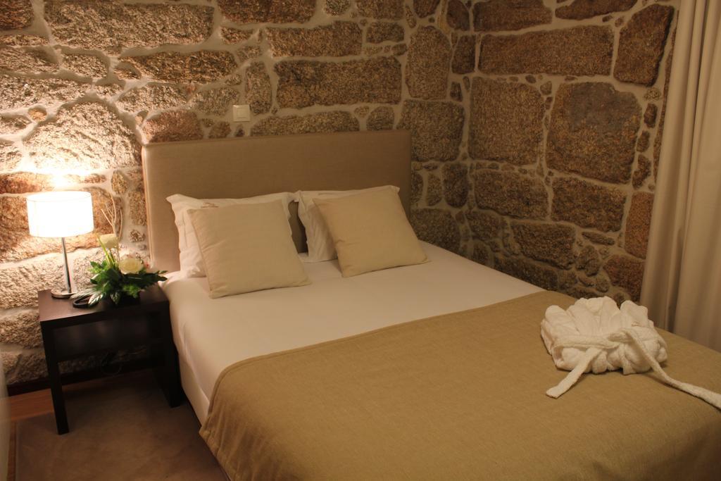 Quinta De Santo Estevao Hotel Rural 阿吉亚尔-达贝拉 客房 照片